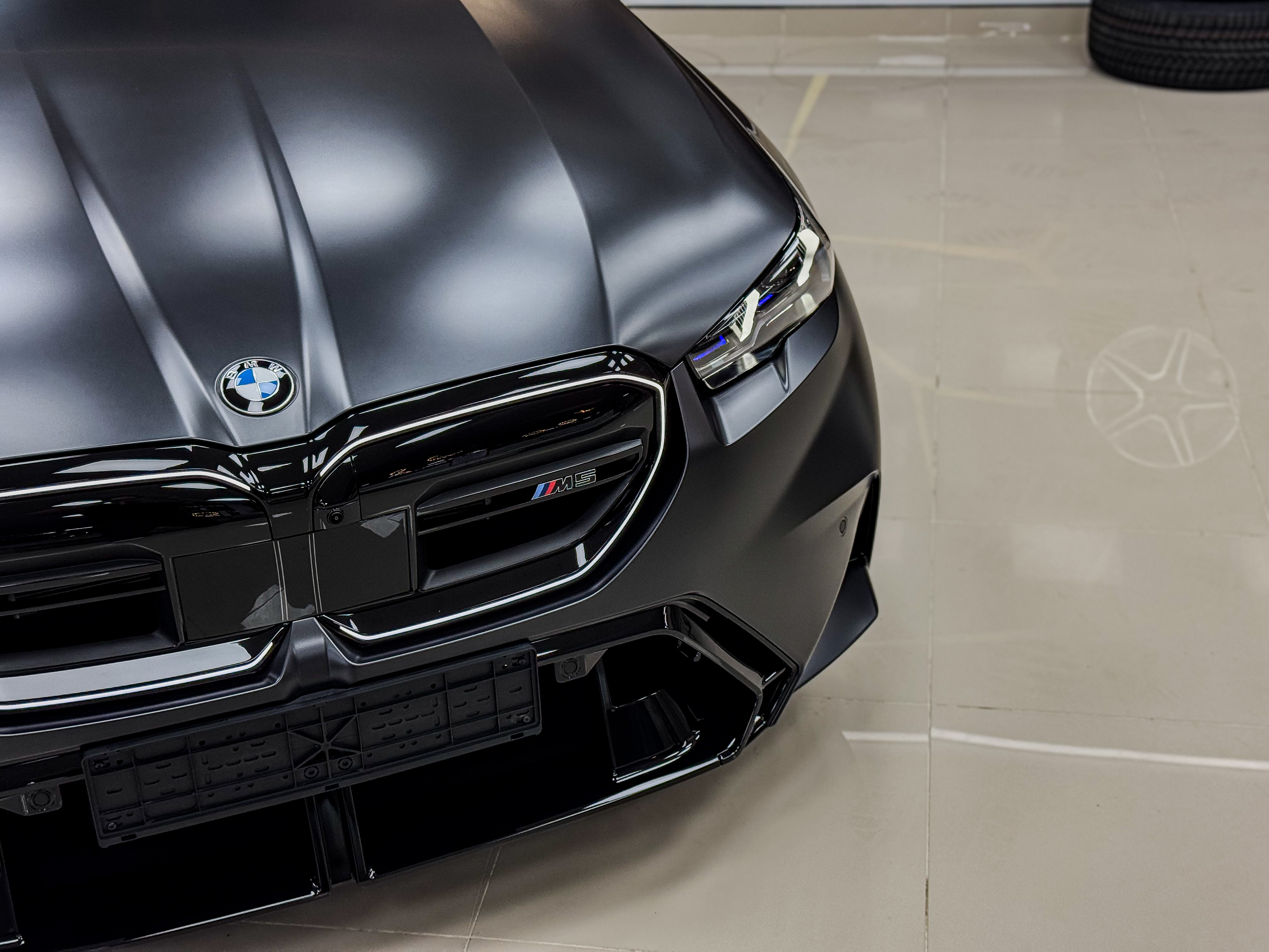 X-Drive  4.4L V8 Plug-In