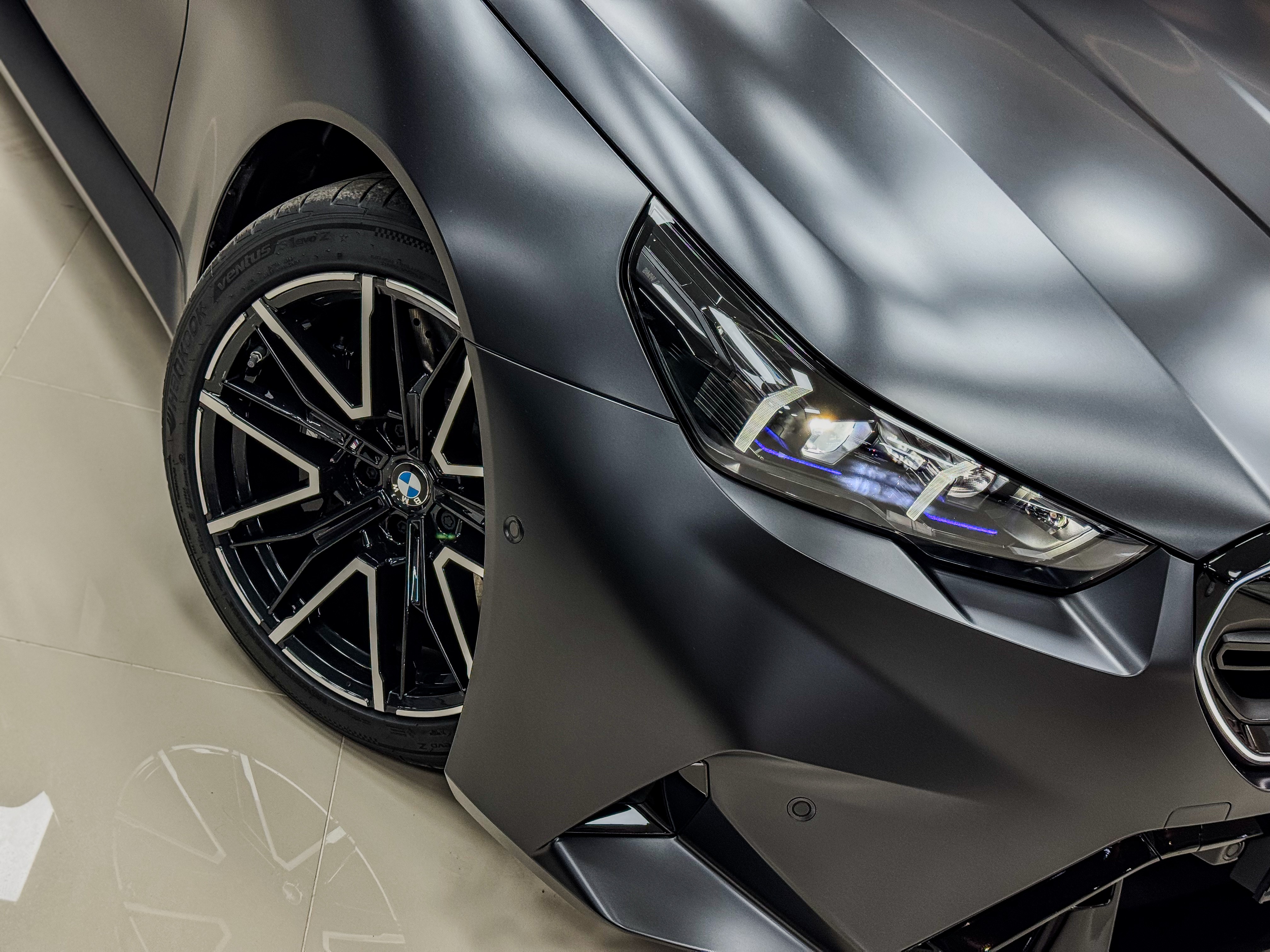 X-Drive  4.4L V8 Plug-In