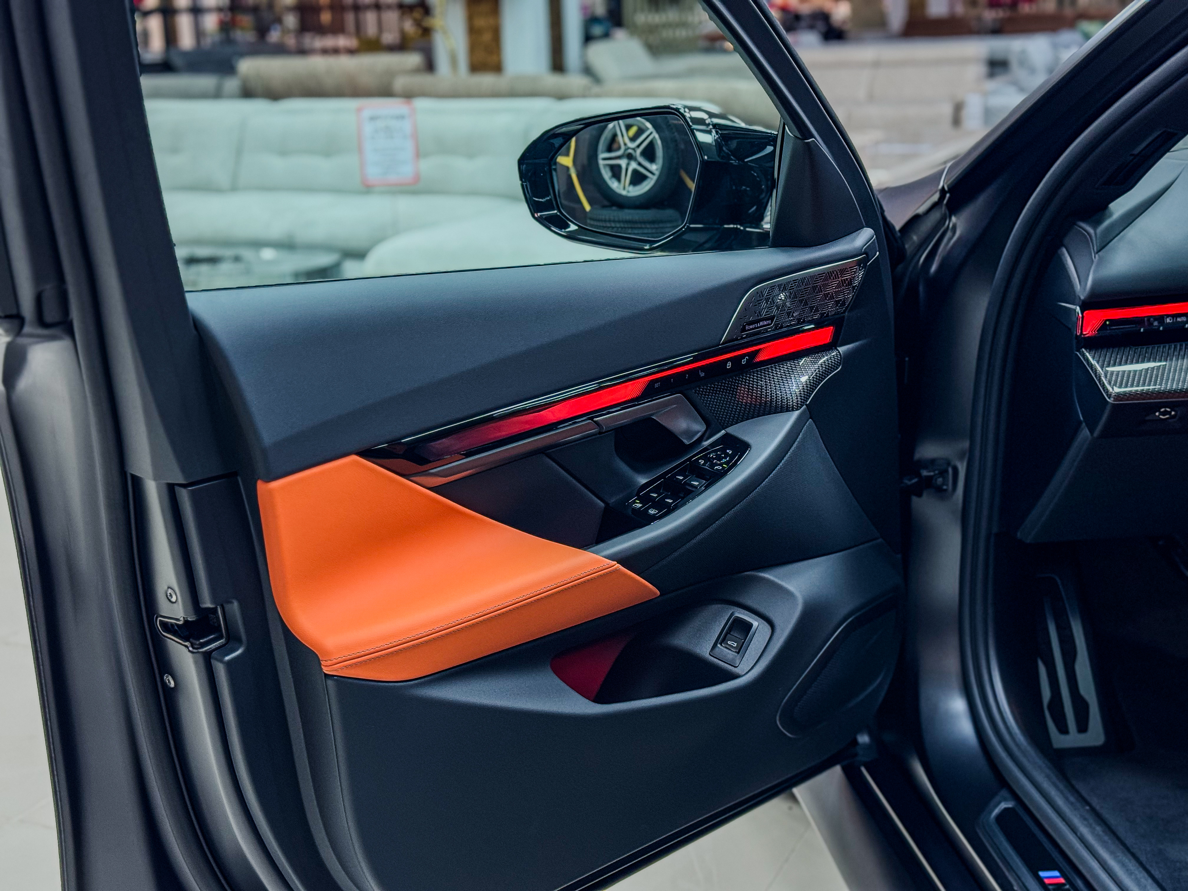 X-Drive  4.4L V8 Plug-In