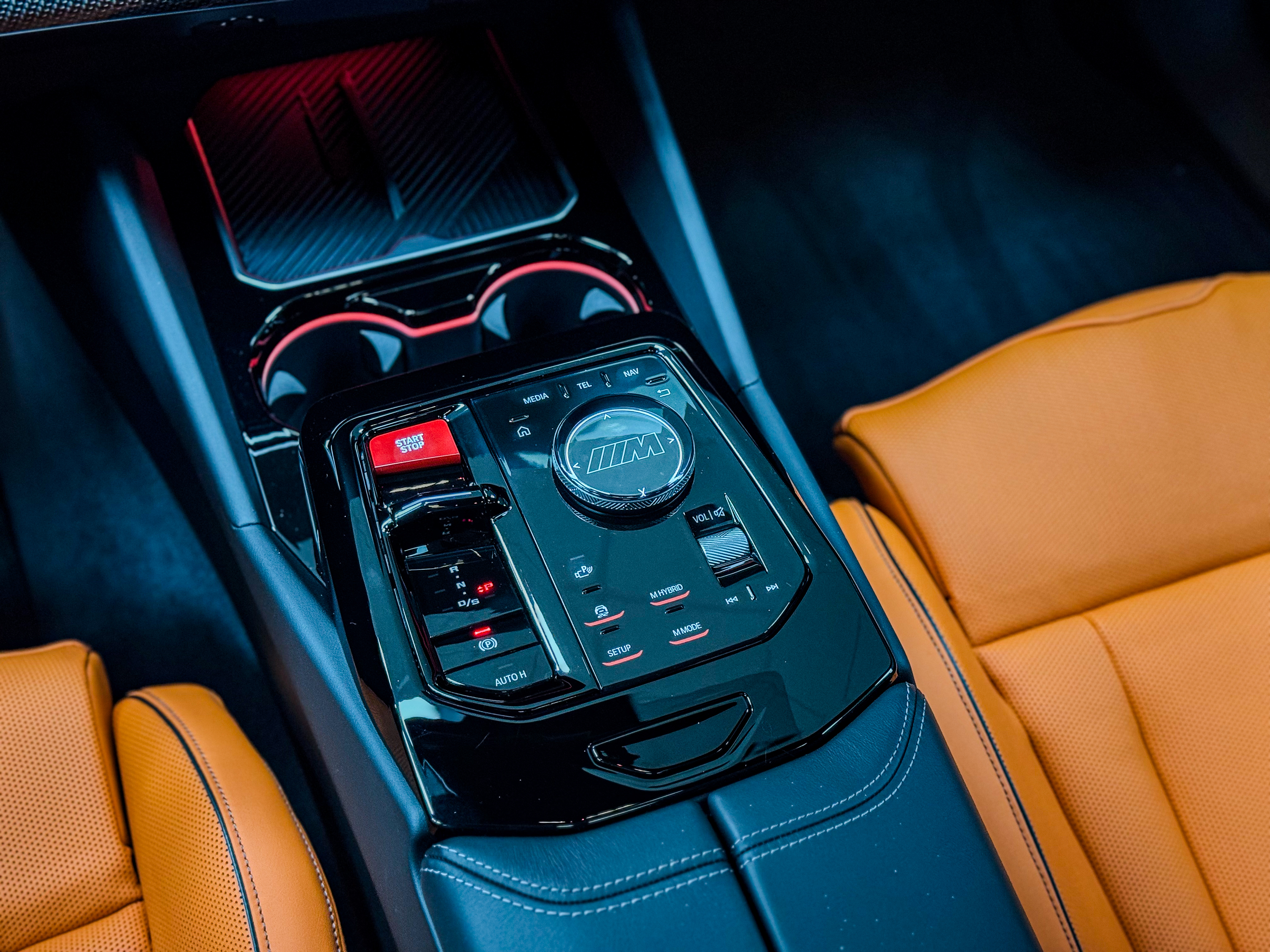 X-Drive  4.4L V8 Plug-In