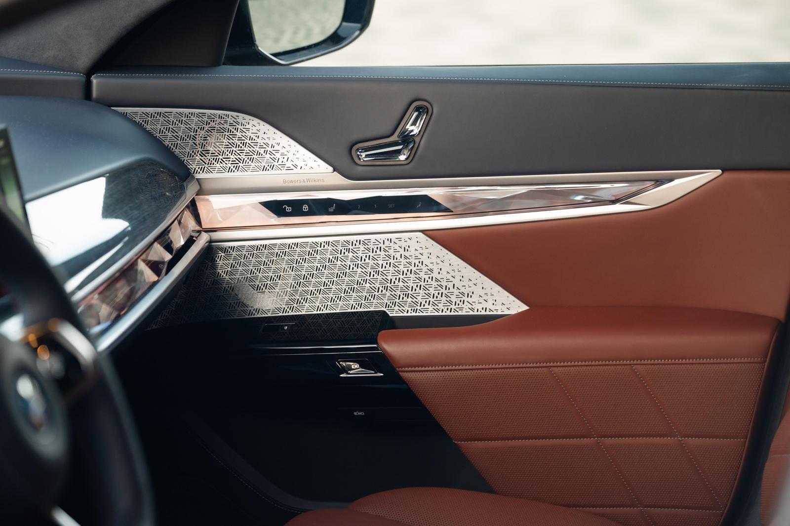 Interior Gran Lusso / X-Drive / 571 CP